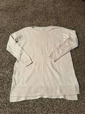 Old Navy Light Cream Scoopneck Knit Sweater